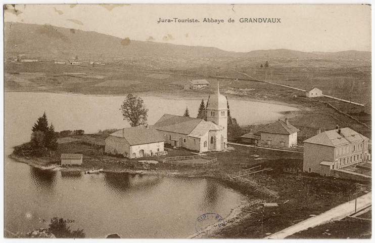 Abbaye de Grandvaux (lac) (F-39, cartes postales)