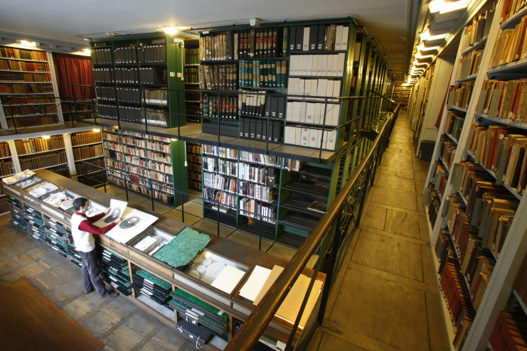Un espace de conservation aux Archives municipales