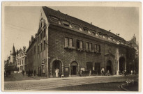 Besançon - Besançon (Doubs)- L'Hôtel de Ville (XVI s.). [image fixe] , 1904/1930
