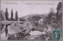 Besançon - Le Doubs au pied de Chaudanne. [image fixe] , Besançon : Edit. L. Gaillard-Prêtre - Besançon, 1912/1915