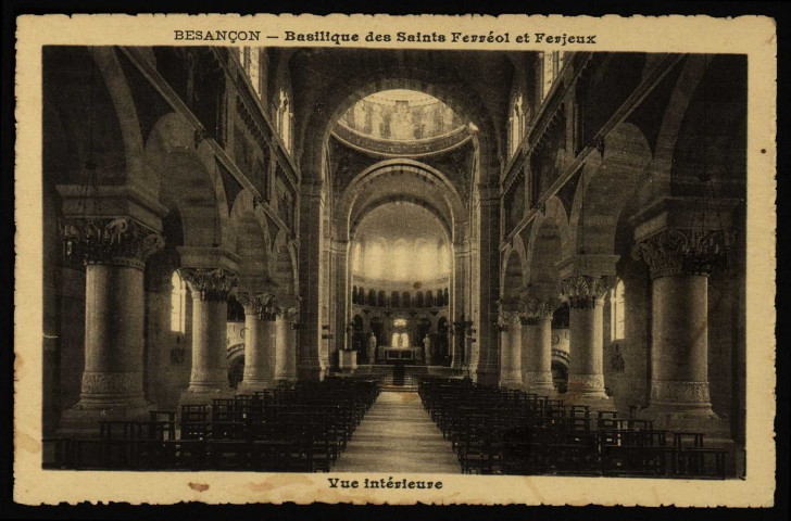Besançon. - Basilique des Saints Férréol et Ferjeux - Vue intérieur [image fixe] , Besançon, 1930/1984