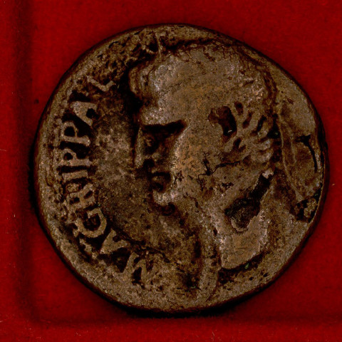 Mon 1802 - Caligula