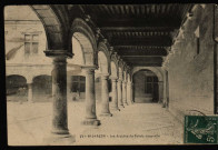 Besançon - Besançon - Intérieur du Palais Granvelle (1535-1540) [image fixe] , 1903/1930