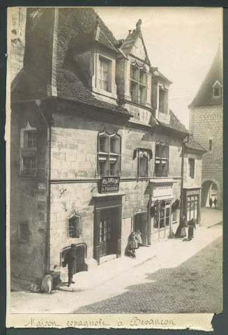 Besançon. Hôtel Mareschal (19, rue Rivotte ; rue du Moulin)