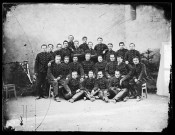 Portrait d'un groupe de militaires