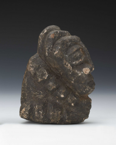 Statuette funéraire pombo - sculpture Kissi, Sierra Leonestatuette d’homme assis