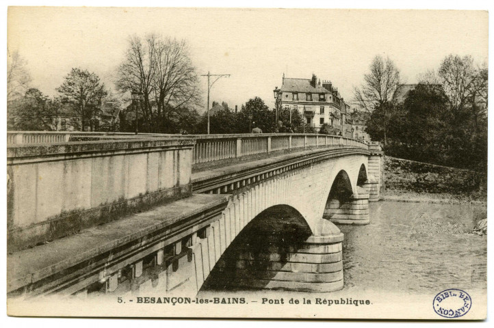 Besançon-les-Bains. - Pont de la République [image fixe] , Besançon : Les Editions C.L.B., Besançon, 1914/1960