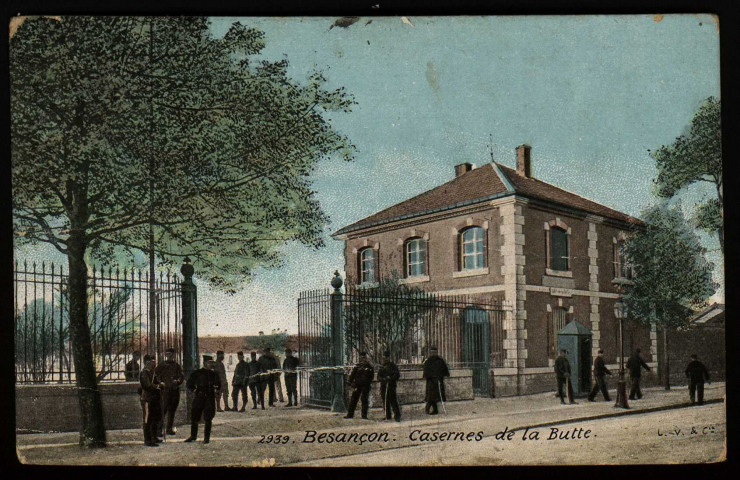 Besançon. Casernes de la Butte [image fixe] , Besançon : L. V. & Cie, 1904/1908