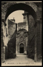 Besançon. - La Porte de la Cathédrale [image fixe] , Besançon : LL, 1904/1930