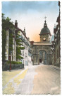 Besançon. - Théâtre Romain, Porte Noire. Au fond, Cathédrale Saint-Jean [image fixe] , Besançon : Bromure Péquignot, Editeur, 1904/1930