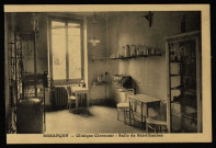 Besançon - Besançon - Clinique Clermont - Salle de Stérilisation. [image fixe] , Besançon : Les Editions C. L. B. - Besançon., 1914/1930