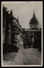 Besançon - Square Castan. Porte Noire. Cathédrale Saint-Jean [image fixe] , Mirecourt (Vosges) : D. Delboy, 1930/1950