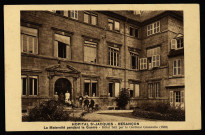 Besançon - Hôpital St-Jacques - Besançon - La Maternité pendant la Guerre - Hôtel bâti par le Cardinal Granvelle (1582). [image fixe] , Mulhouse : Braun & Cie, Imp.-Edit, 1904/1930