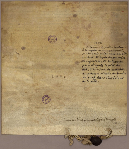 Vignoble de la cité de Besançon - Convention de la cité avec les Seigneurs de Montfaucon pour la garde des vignes possédées par des citoyens sur le territoire de cette seigneurie (1329) - Ordonnance de police fixant le prix des journées des vignerons (1356) - Affaires des clos ; statut municipal prescrivant l'arrachement des vignes cultivées en terrains plans et enclos dans l'intérieur de la cité - Procès soutenu par la ville en cour d'Empire contre les communautés religieuses refusant de se conformer à ce statut - Reserit et lettres de l'Empereur Charles Quint suspendant l'exécution de cette mesure (1533-1534) - Etat des vignes possédées par les habitants de Besançon en dehors de l'ancien territoire de la cité (1678) - Edit municipal règlementant la police des vendanges dans la cité (1682) - Indemnités pour les vignes gelées (1758) - Edit interdisant le pâturage de nuit au moment des vendanges (1783)