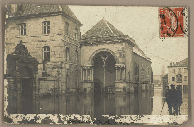 Besançon - Les Inondations des 20-21 Janvier 1910 - Temple Protestant - Mont-de-Piété - Ecole des Garçons. [image fixe] , 1904/1910