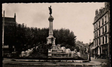 Besançon - Besançon-les-Bains - Place Flore. [image fixe] , Besançon : Bromure Péquignot Editeur, Besançon - Tél 46-62., 1904/1930