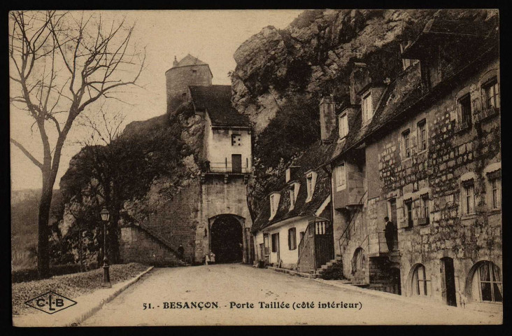 Besançon-les-Bains. Porte Taillée (côté intérieur) [image fixe] , Besançon : Etablissements C. Lardier, 1914/1931