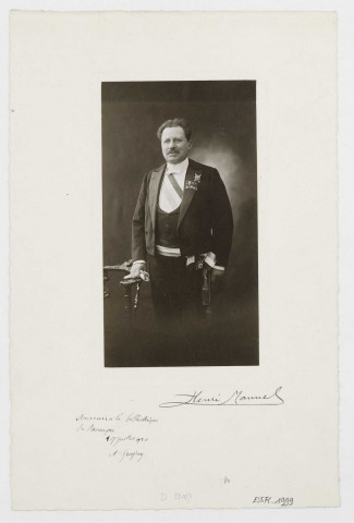 [Alexandre Grosjean] / [photographie d'] Henri Manuel. Paris : Henri Manuel