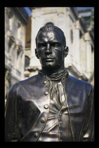 Statue de Jouffroy d'Abbans quai Veil Picard.