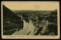 Besançon - Vue Panoramique de Besançon prise des rochers de la Citadelle. [image fixe] , Besançon : I. P. M. Paris, 1904/1914