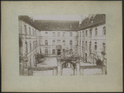 MAUVILLIER, Emile. Besançon. Ancien hôpital du Saint-Esprit, rue Goudimel ; "M. Cellard" en bleu au dos
