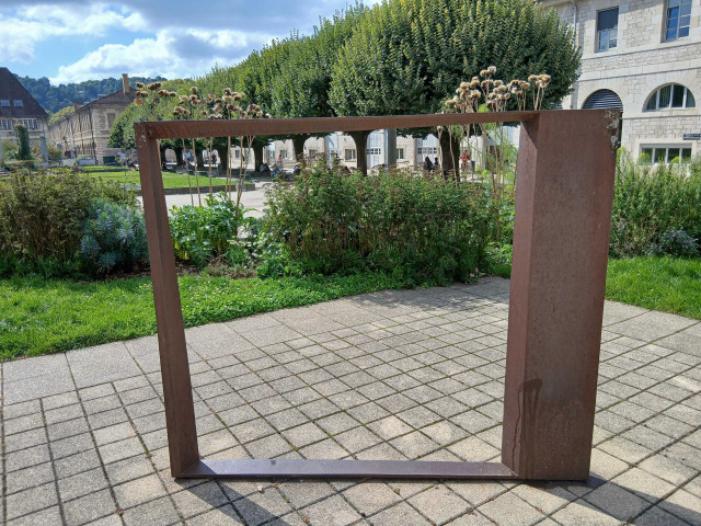 Sculpture ; Papillon ; rythme cosmique