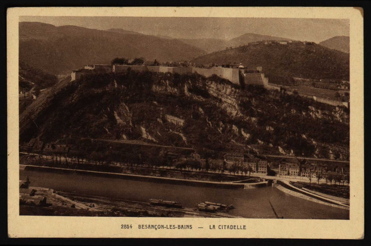 Besançon-les-Bains - La Citadelle [image fixe] , Strasbourg : "La Cigogne", 1904/1930