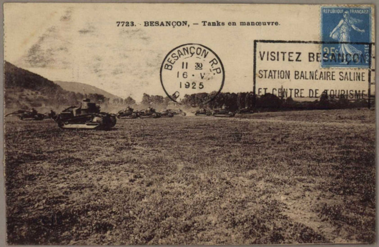 Tanks en manoeuvre.