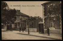 Besançon - Caserne Brun (La Butte) [image fixe] , Besançon : Phototypie artistique de l'Est C. Lardier, 1915
