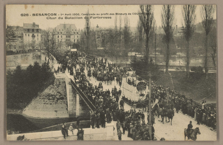 Besançon - 1er Avril 1906. Cavalcade au profit des Mineurs de COURRIERES - Char du Bataillon de Forteresse. [image fixe] , 1904/1906
