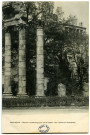 Besançon - Square archéologique de Saint-Jean. Les colonnes romaines [image fixe] 1904/1930