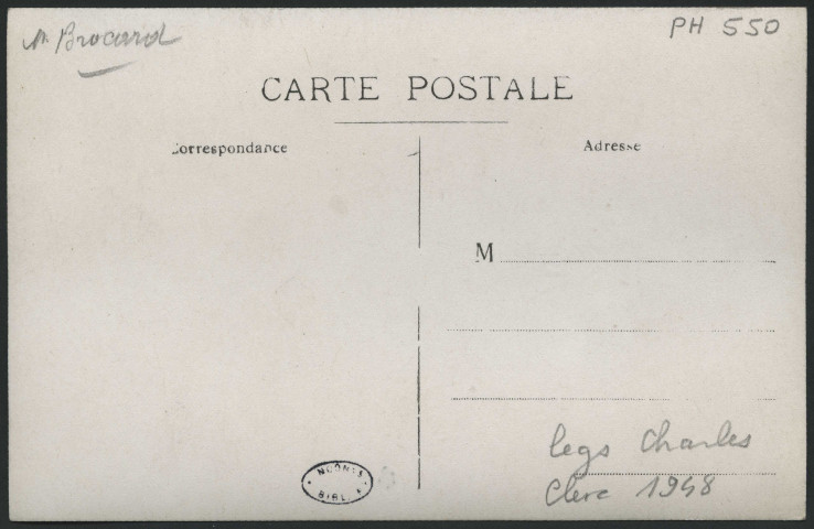 Vesoul. Fête pour l'inauguration du buste de Gérôme, 20 juillet 1913. Automobile fleurie avec 4 occupants
