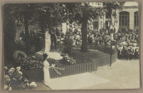 [Inauguration du monument élevé à la mémoire du peintre Chartran]. [image fixe] , 1904/1910