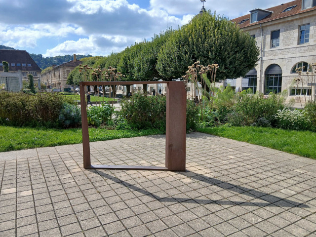 Sculpture ; Papillon ; rythme cosmique