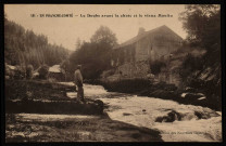 Le Doubs avant la chute et le vieux Moulin. [image fixe] , Besançon ; Dijon : Edition des Nouvelles Galeries : Bauer-Marchet et Cie Dijon (dans un cercle), 1904/1914