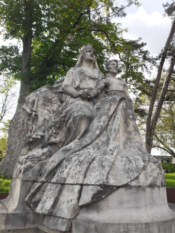 Monument aux morts ; Monument aux morts 1914-1918