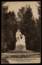 Besançon - SAINT-CLAUDE BESANCON - Monument aux Morts du cimetière militaire (1914-1918)(Oeuvre statuaire Albert Pasche [image fixe] , Besançon : Etablissements C. Lardier - Besançon, 1914/1930