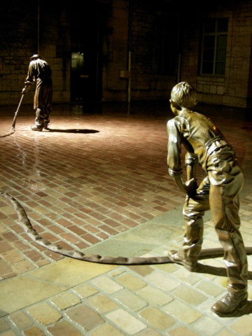 Statue ; L'arroseur Arrosé