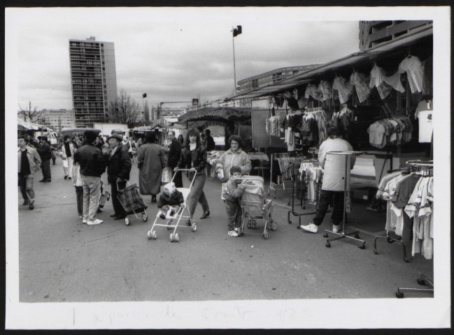Quartier de Planoise - Vues de bâtiments du secteur des Epoisses (7 pièces). Photo M. Tupin, 1970-2000, Photographie