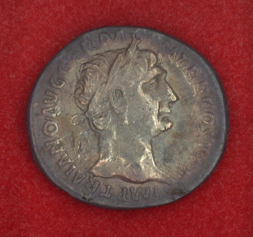 Mon 2548 - Trajan