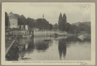 Besançon - L'Equilibriste D'JELMAKO - Traversée du Doubs, portant un amateur. [image fixe] , 1897/1903