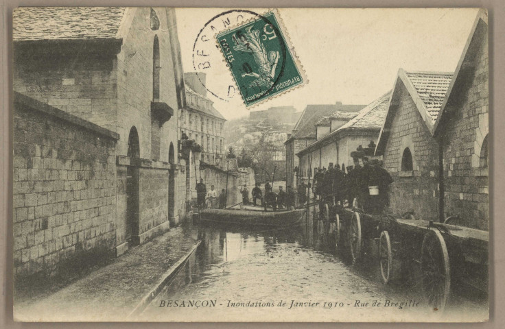 Besançon - Les Inondations de janvier 1910 - Rue de Bregille. [image fixe] , 1904/1910
