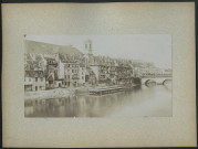 MAUVILLIER, Emile. Besançon. Quai d'Arènes (actuel quai Veil-Picard), avec une barque lavandière ; "M. Cellard" en bleu au dos