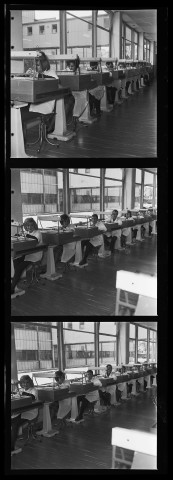 39MDT25 - Usine de Palente, atelier de montage : négatif (noir et blanc).