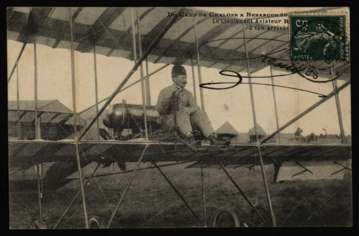 Du Camp de Chalons à Besançon - Le Lieutenant Aviateur REMY à son arrivée. [image fixe] , 1904/1911
