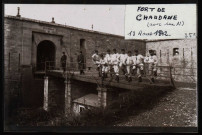 [Besançon - Fort de Chaudanne 18 août 1942]. [image fixe] , 1904/1930