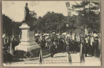 Besançon - Les Fêtes des 14 15 et 16 Août 1909 - Les Vetérans autour de la Statue du Général Jeanningros. [image fixe] , 1904/1909