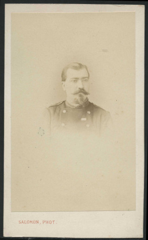 Salomon, B.. Militaire (tête)