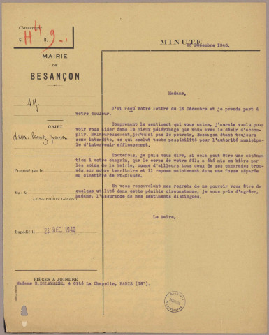 Occupation allemande : mise en place, relation avec l'occupant, vie quotidienne - affiches (1940-1944). Communiqués de presse (1943). Laissez passer (1940-1944). Ligne de démarcation (1941). Pneumatiques (1942-1945). Dépôts d'armes : découvertes d'armes et d'engins explosifs (1940-1945) ; Alimentation, ravitaillement (1940-1942) ; Abattage d'animaux (1943-1945) ; Relations avec la bibliothèque municipale (1940-1941)