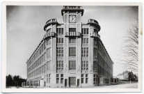 Besançon-les-Bains. Ecole Nationale d'Horlogerie. Guadet, Architecte [image fixe] , Strasbourg : Edition La Cigogne, 1931/1950